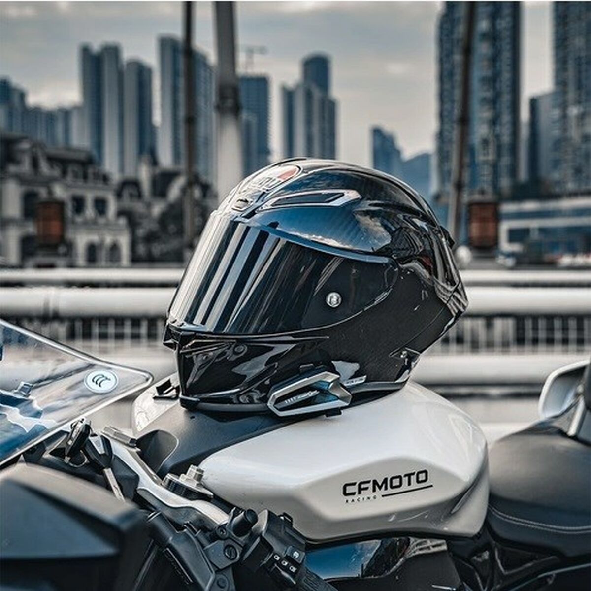 V2H372E5A479F237576E7B33F950BE6D912R5841119P8