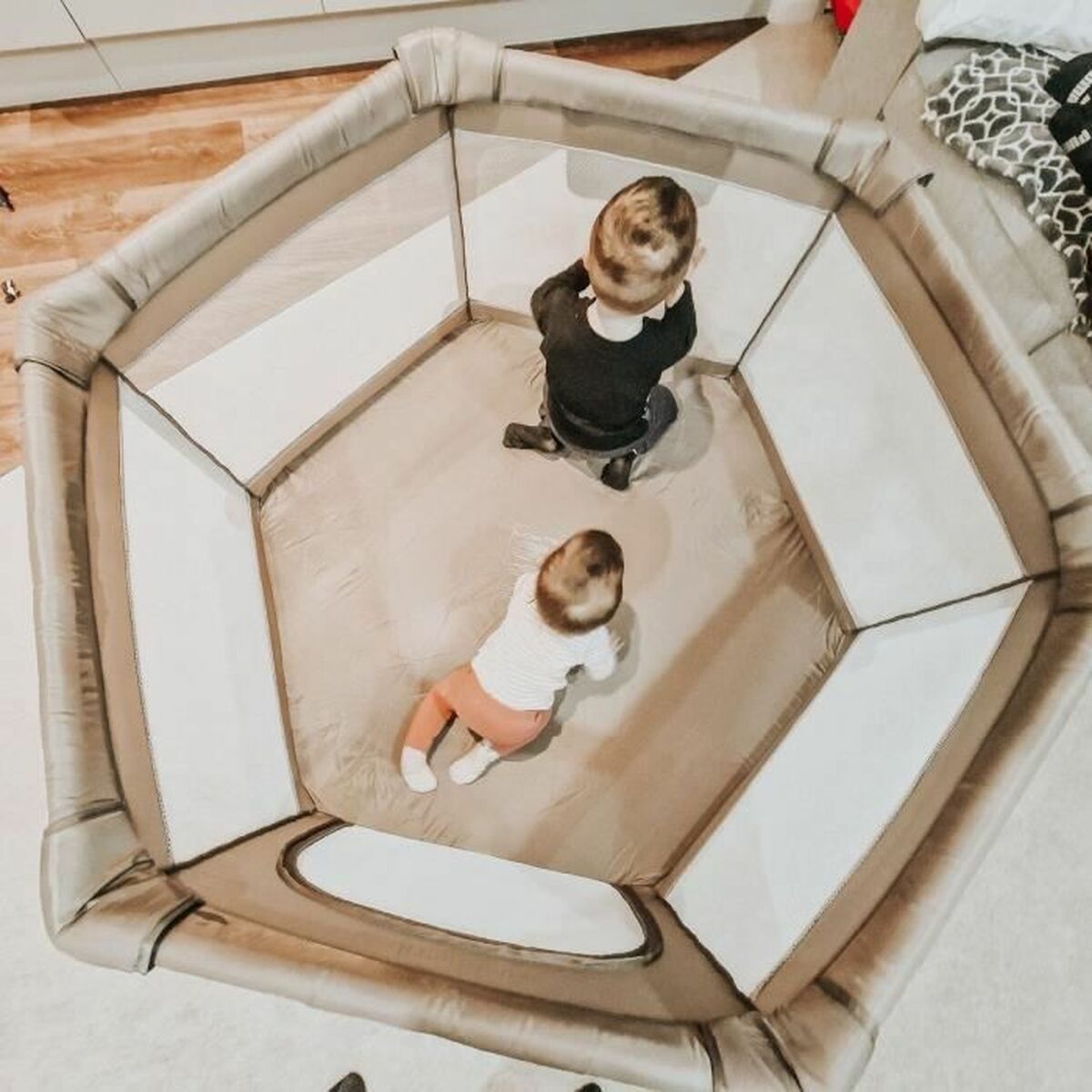 V2H938414EC777A8C965582CBF2823715BAR5773395P7