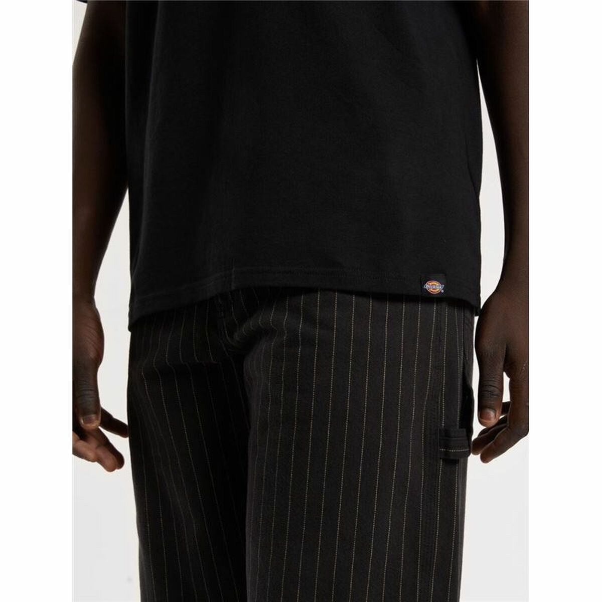 V3HA3793668A1D2CE350F798B3A3DEA2157R6527619P4