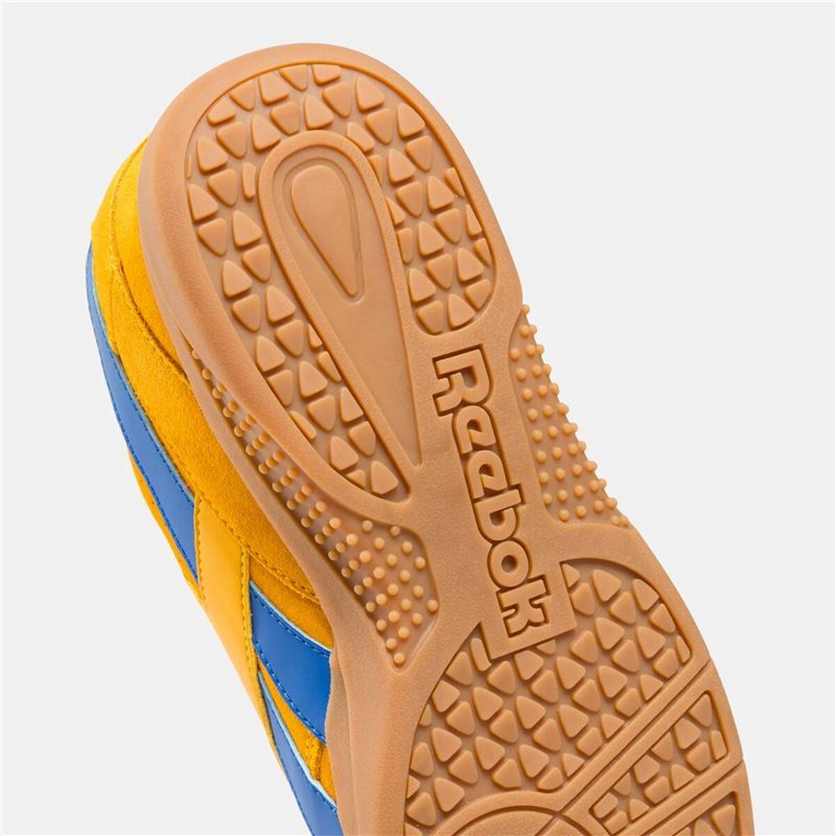 V2HFE6FBCA2E0A73B30DDA24EC259763AA4R5748626P7