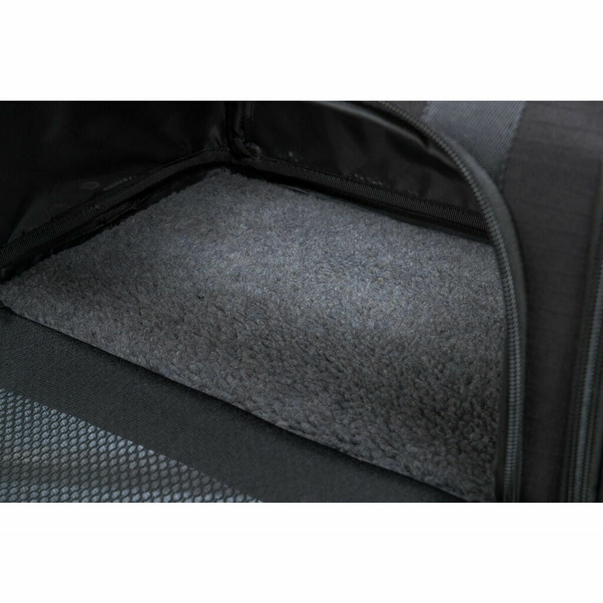 V3H3DD6CF64325E5AB76474895F7313F989R6242887P9