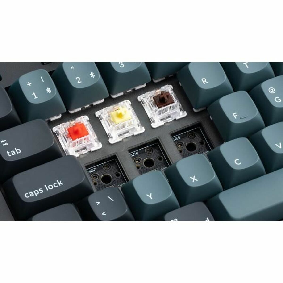 V2HEC97CE8EE100002F8D04380E602B8840R5838644P3