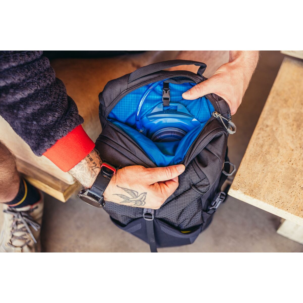 V4H09F51E6AF18EEBE2F4158A5984654F2FR6416120P3