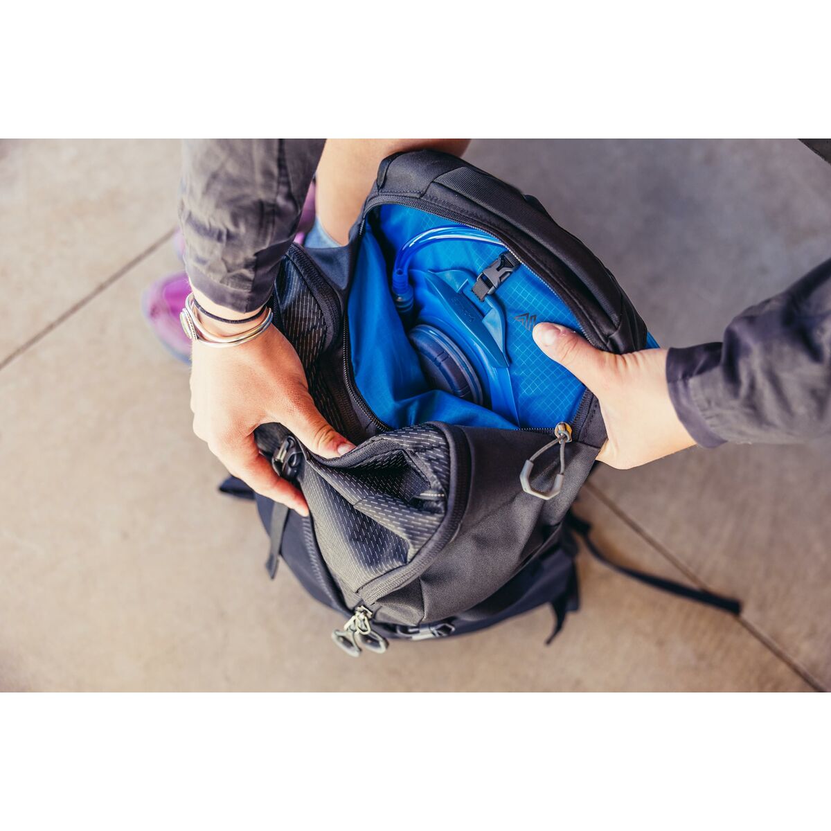 V4HA8307968AF82FC755A24544DDDBE0703R6420953P3