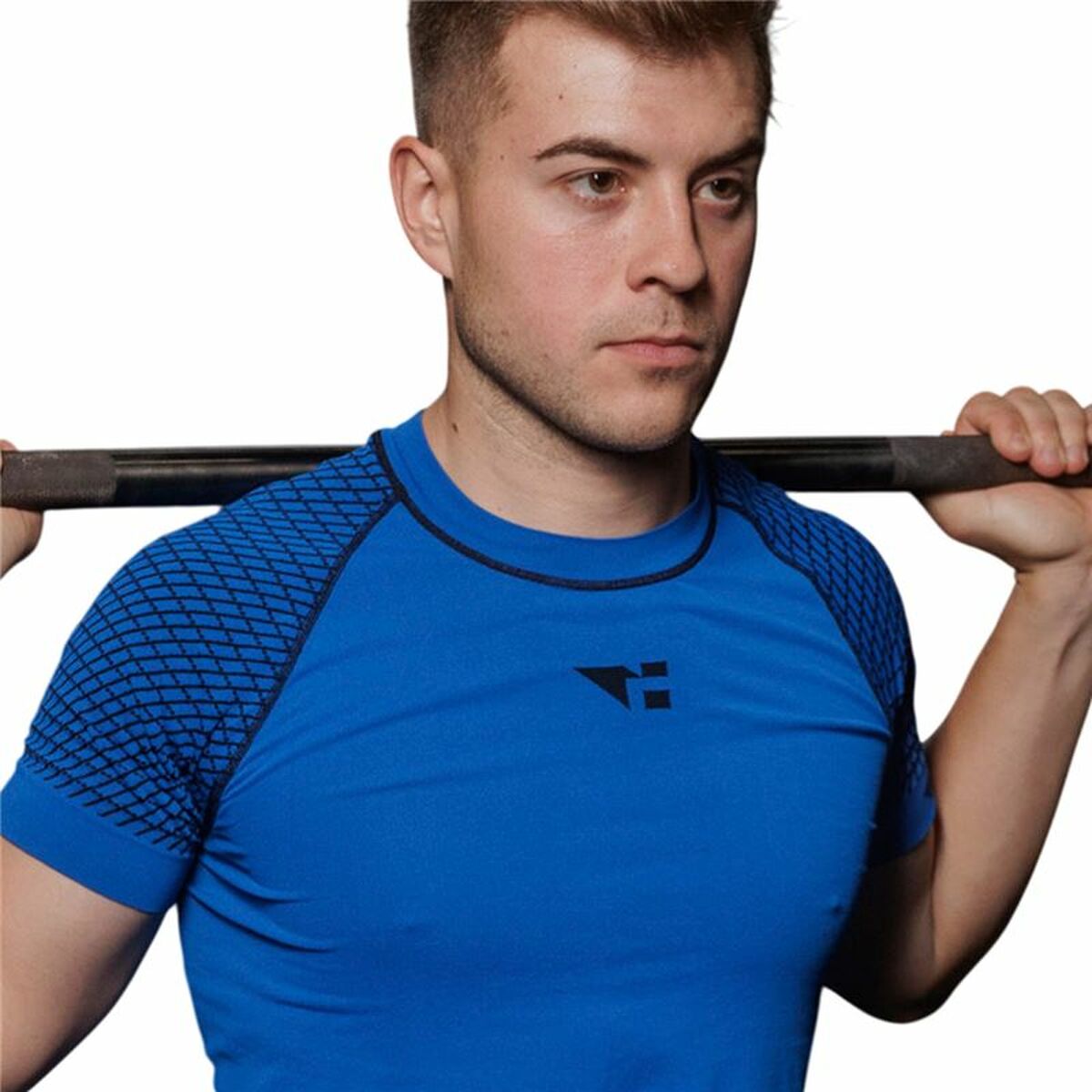 V4H097649EB12D59696298B7B0890E84B1BR6518760P3