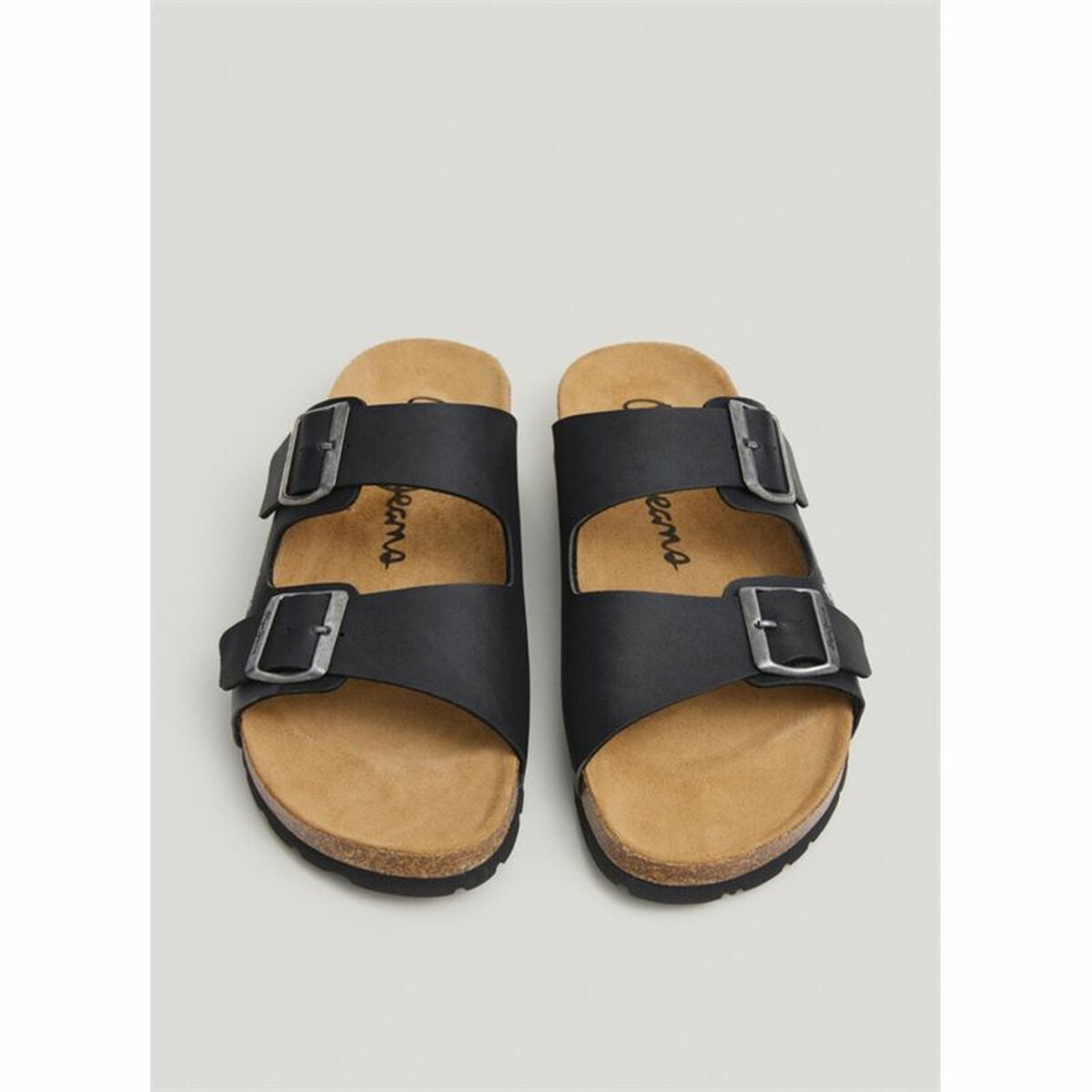 V2HCB85CFE4FD83E41AEB9C791848C78E83R6071810P2