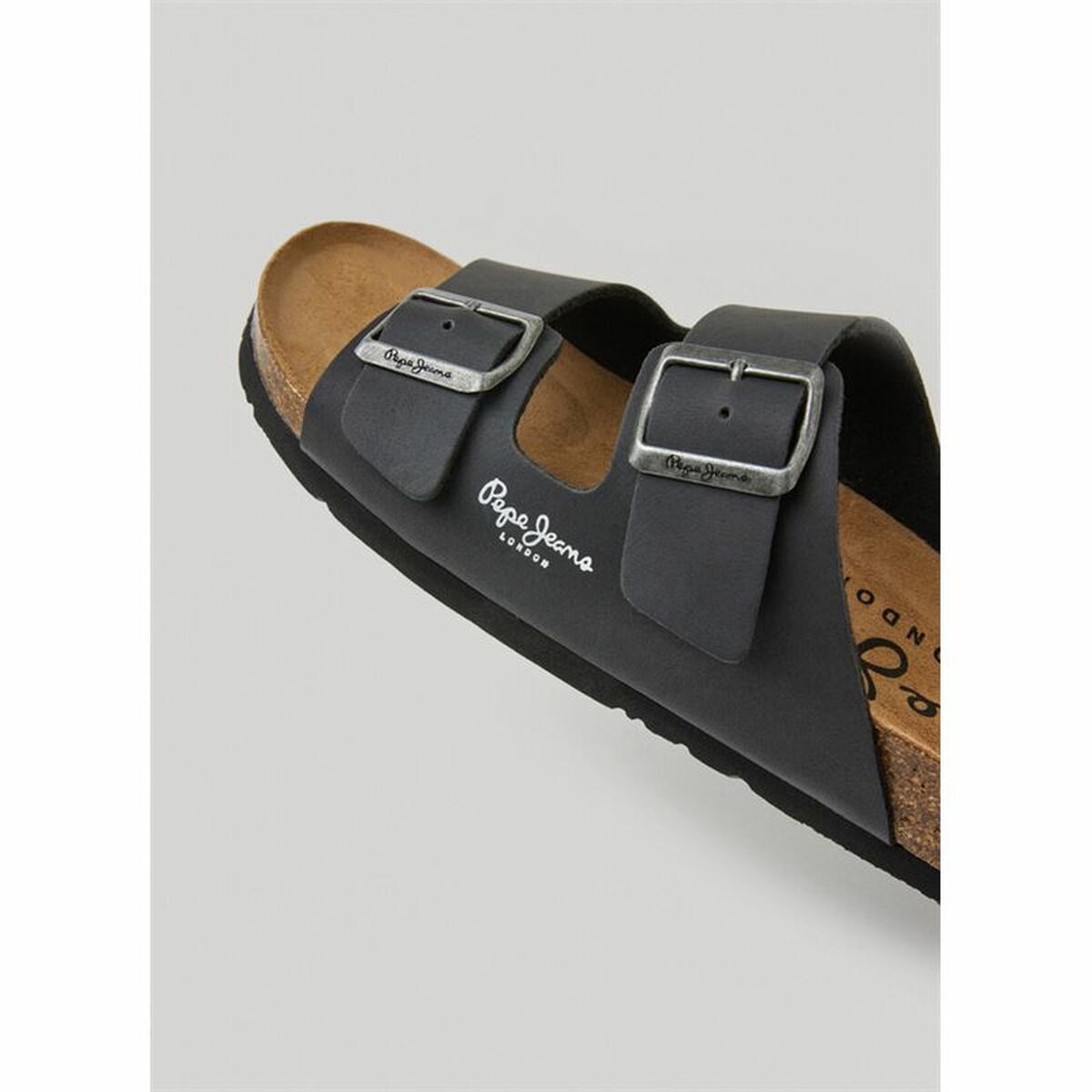 V2H2D7BF370322000E797AF801BEF97694CR6071814P4